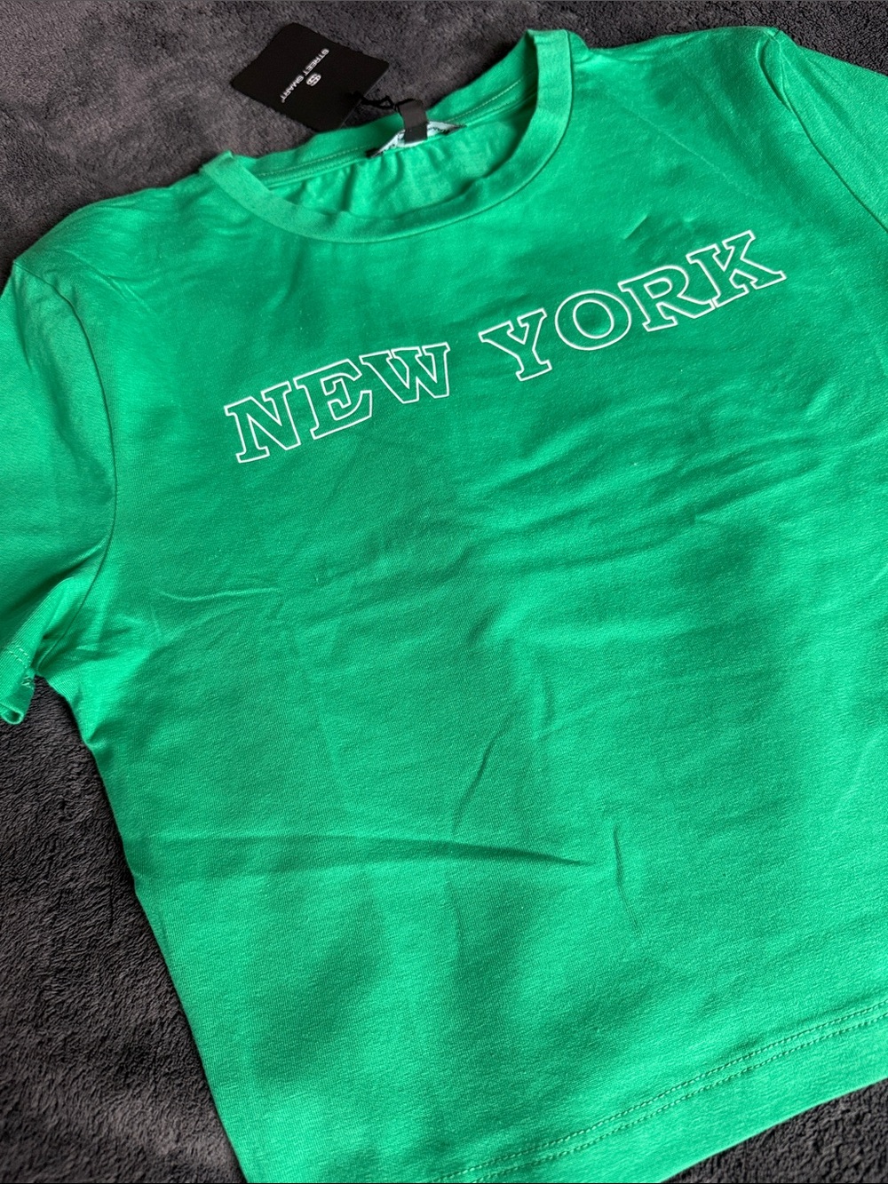 Street Smart New York Graphic Cropped Baby Tee Kelly Green Medium Irish Luck 💚🍀
